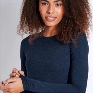 Girlfriend Collective Navy Long Sleeve Workout Athletic Top Small